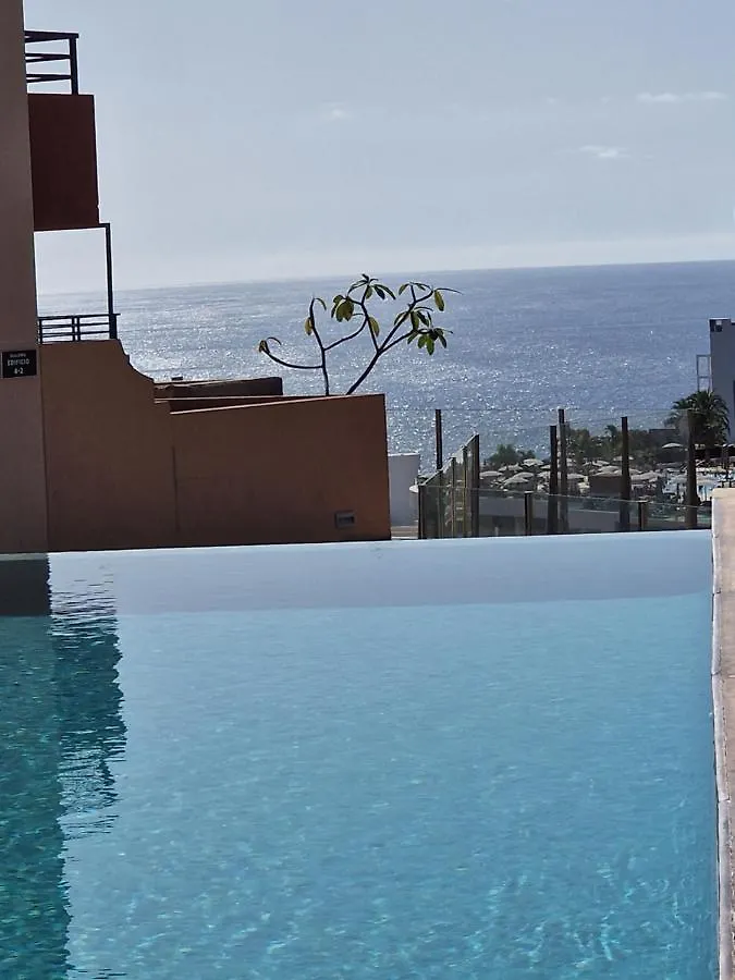 Spacious And Comfortable Paraiso II Playa Paraiso  Spain