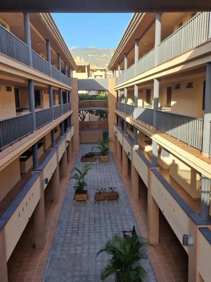 Апартаменты Spacious And Comfortable Paraiso II Плайя-Параисо