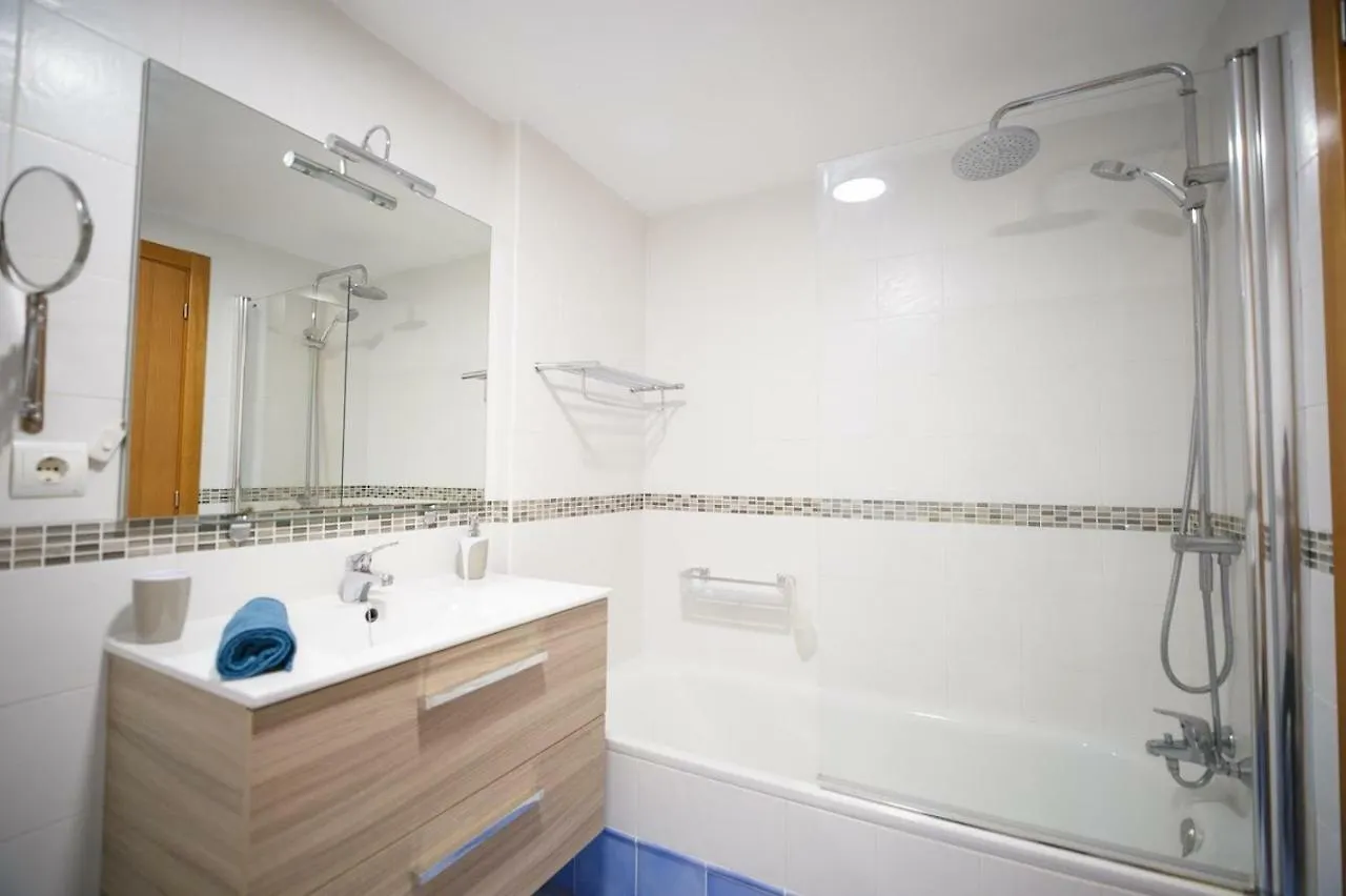 Spacious And Comfortable Paraiso II Плайя-Параисо